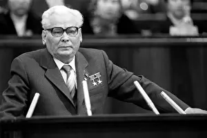 Chernenko: Konstantin Chernenko, 1984