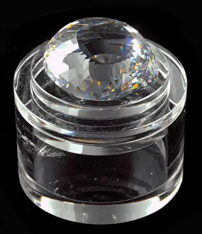 Gemstone: Kor-i-noor replica