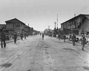 Inchon: Korea Marines pass through Inchon with little