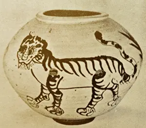 Joseon: A Korean Jar from Joseon Dynasty