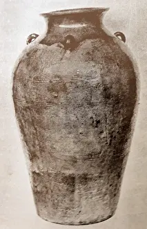 Loops: A Korean Jar with Four Loops from Joseon Dynasty