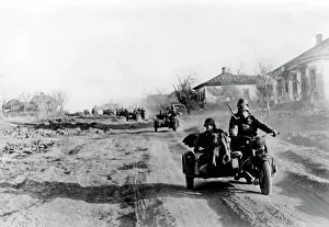 Sidecar: Kradschuetzen at the Donetsk Front, May 1942