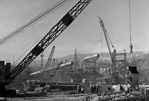 Ditch: Krasnoyarsk Dam under construction