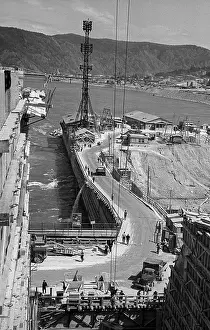 Ditch: Krasnoyarsk Dam under construction