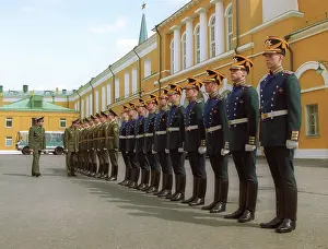 Maintain: Kremlin Presidential Regiment, 2002