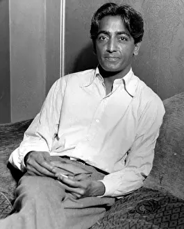 Krishnamurti: Krishnamurti, writer and lecturer, 1930s. ?