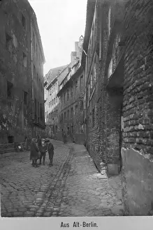 Poorly: At the Krogel in Berlin, 1919
