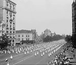Bigotry: Ku Klux Klan - Parade - Racism