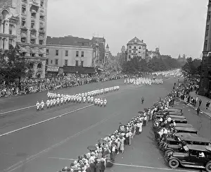 Bigotry: Ku Klux Klan - Parade - Racism