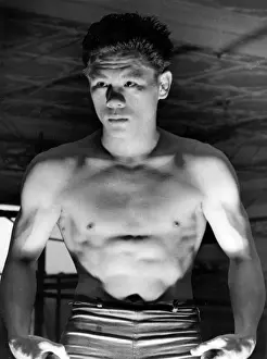 Escobar: KUI KONG YOUNG