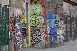 Kunsthaus: Kunsthaus Tacheles, Berlin, Germany