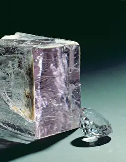 Sodium: Kunzite crystal and cut stone