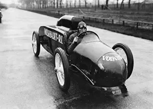 Avus: Kurt Volkhardt in his rocket car, 1928