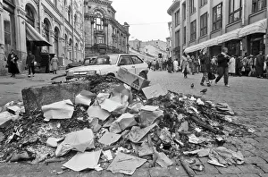 Heap: Kuznetsky Most Street, 1993