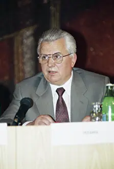 Kravchuk: L. Kravchuk