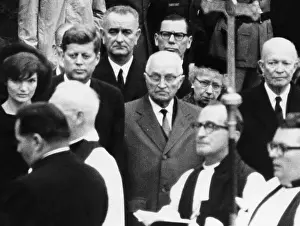 Graveside: L-R, facing camera: First Lady Jacqueline ?