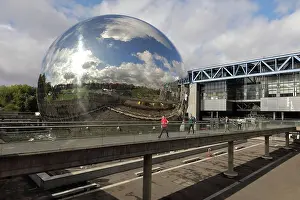 Villette: La Geode, Cite des Sciences et de l'Industrie