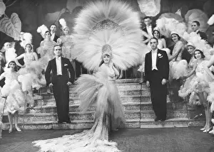 Westens: La Mistinguett at a performance, 1931