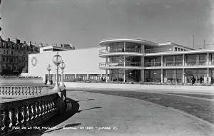 Curved: De La Warr Pavilion