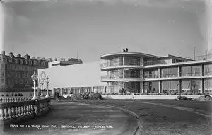 Curved: De La Warr Pavilion