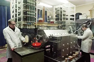 Electronic: Laboratory of high-power lasers