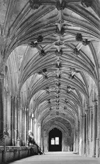 Lacock: LACOCK ABBEY