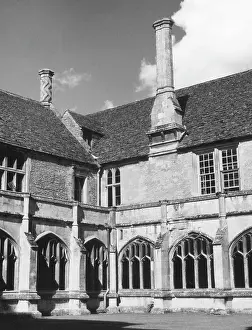 Lacock: LACOCK ABBEY