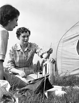 Roughing: LADIES CAMPING