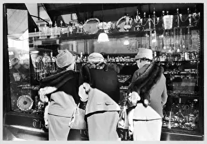 Indulge: THREE LADIES SHOPPING