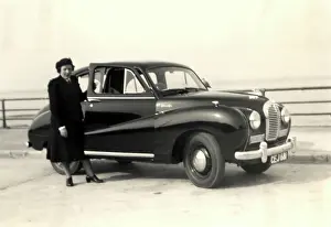 A lady and an Austin A40