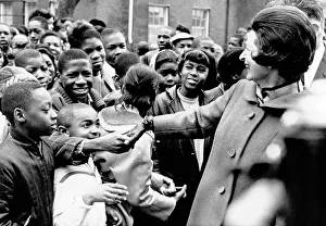 Dedicate: Lady Bird Johnson greets African American ?