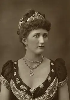 Carew: LADY CAREW
