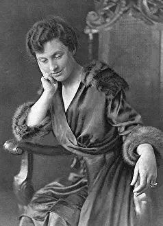 Peerage: Lady Clementine Waring, WW1