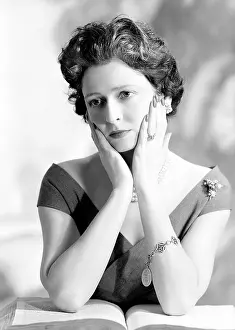 Hofmannsthal: Lady Elizabeth Hofmannsthal