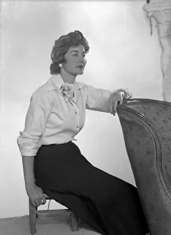 Mannin: Lady George Scott - Molly Bishop
