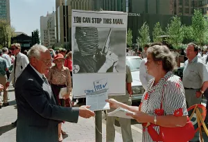 Klerk: Lady hands out white right wing propaganda