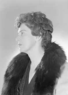 Hulton: Lady Hulton