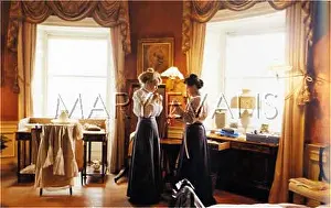 Mistresss: LADY WITH LADY'S MAID