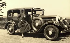 Automobilia: Lady and large tourer car