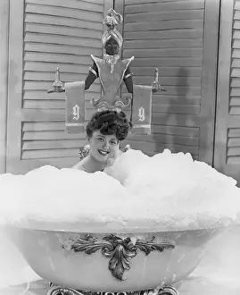 Pampering: Lady of leisure