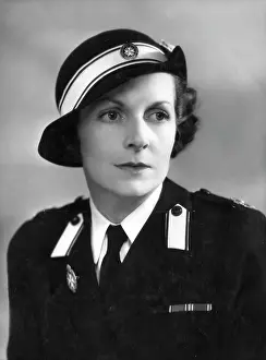 Mountbattens: Lady Louis Mountbatten in WWII uniform