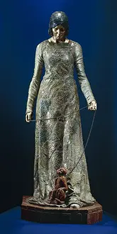 Leash: Lady with a monkey