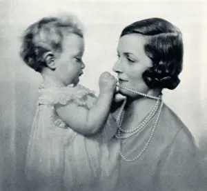 Mountbattens: Lady Mountbatten with Pamela