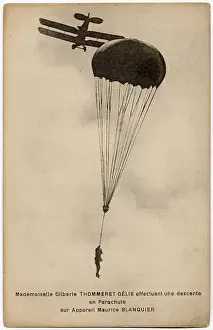 Descent: LADY PARACHUTIST