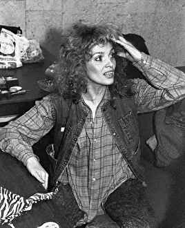 Laima: Laima Vaikule, 1987