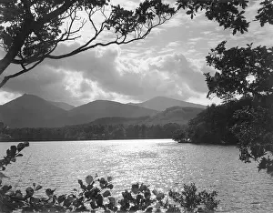 Glistening: LAKE DERWENTWATER