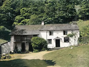 Outcolourisedpic: LAKE DISTRICT FARMHOUSE