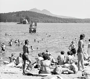 Sunbathe: Lake - fun - vacation