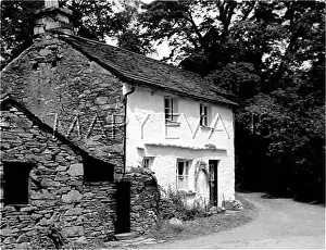 Cumbrian: LAKELAND STONE COTTAGE