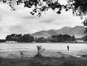 Islets: LAKES/DERWENTWATER